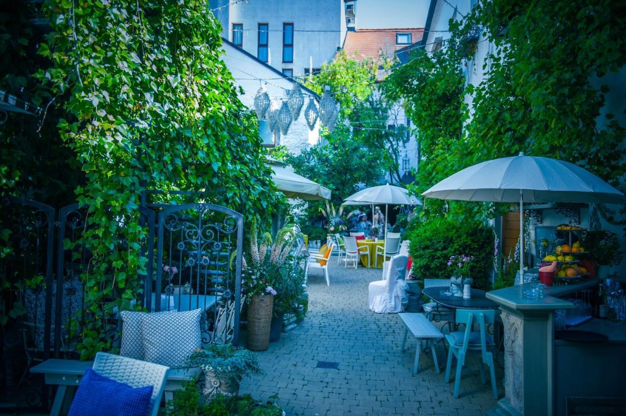 Art Boutique Hotel Buergerhaus Руст Екстер'єр фото